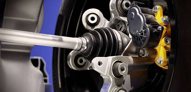 Nuo temperatūros priklausomas valdymo svirties įvorių elgesys: terminis plėtimasis ir veikimo pablogėjimas